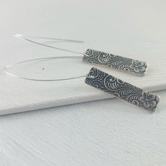 COPY - Sterling Silver handcrafted floral Earrings - Picture 10 of 11